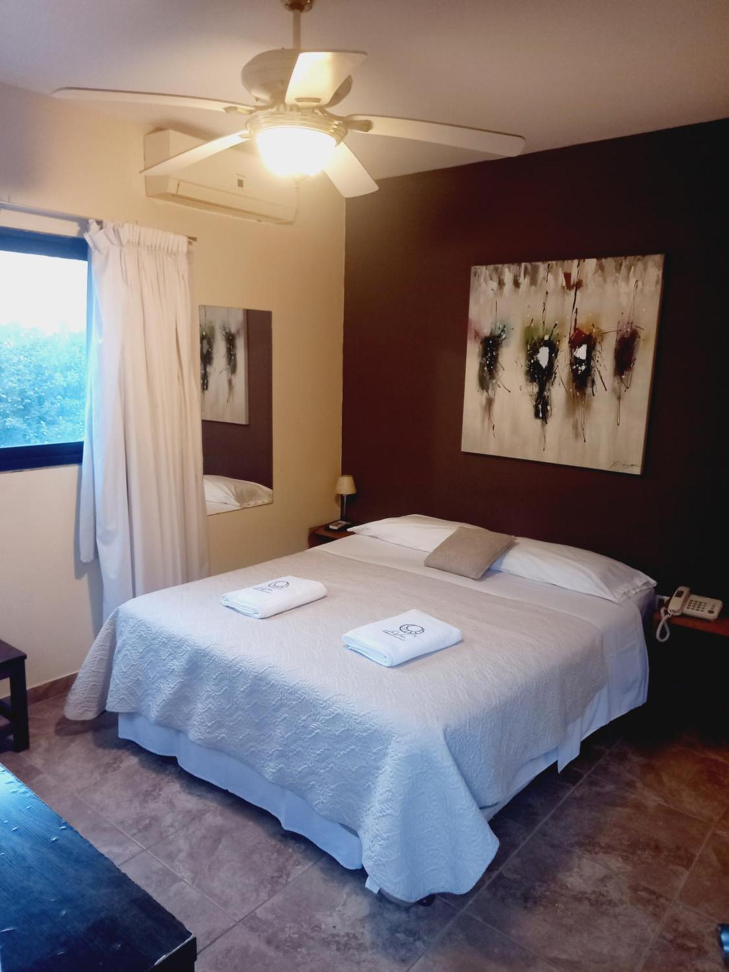 Posada Boutique Le Vrero Колония-дель-Сакраменто Экстерьер фото